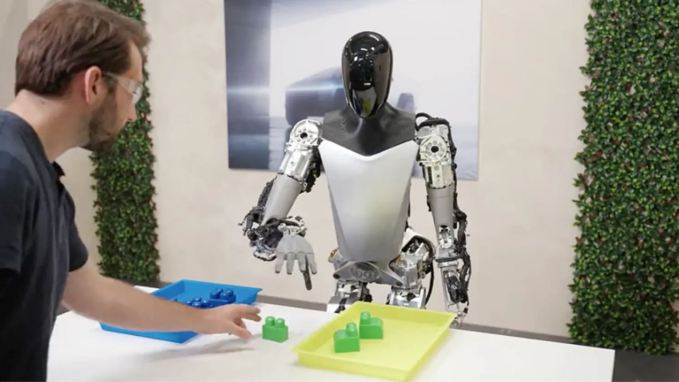 Tesla humanoid robot has started working in the factory